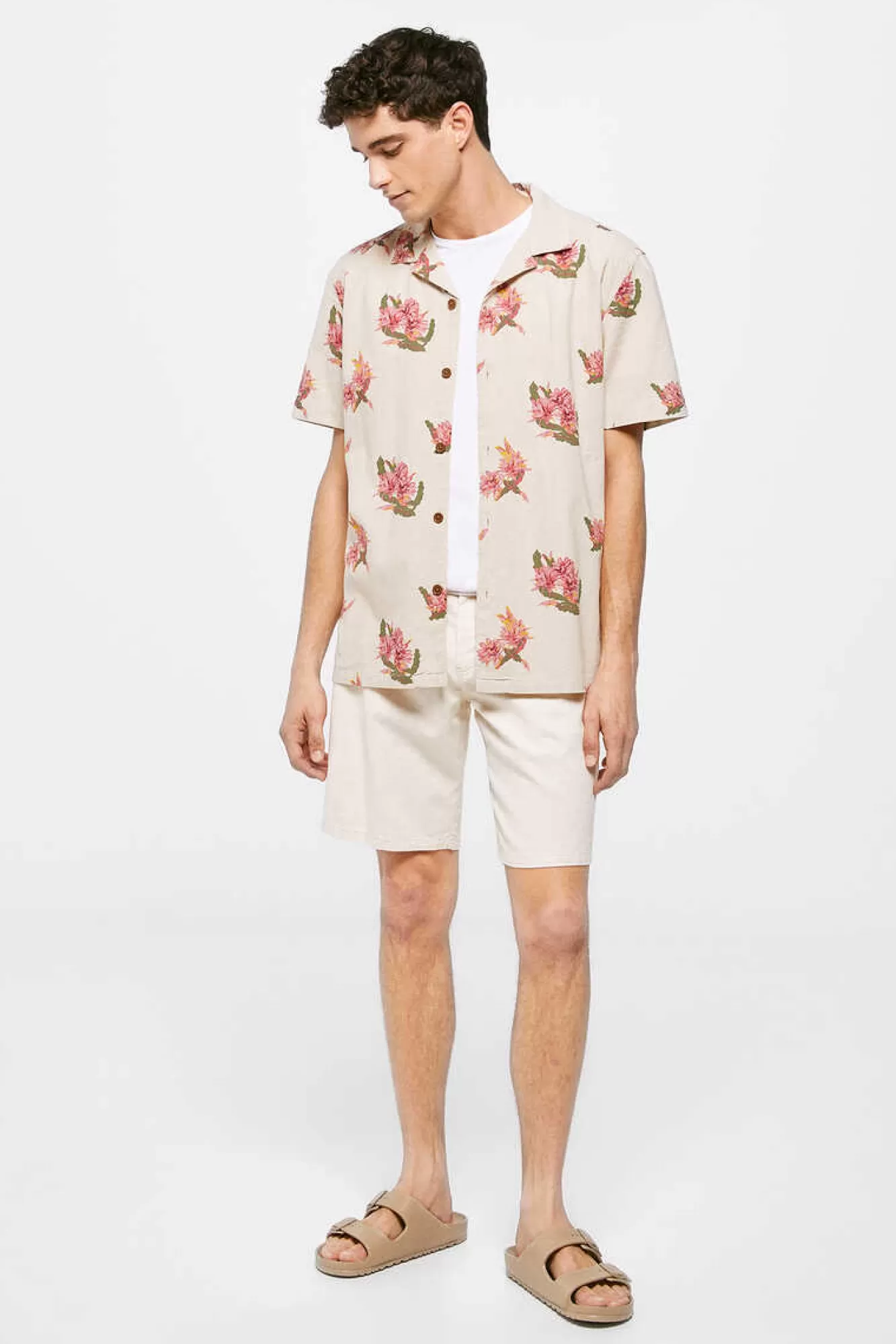 * Bermudas Linho Com Debrum