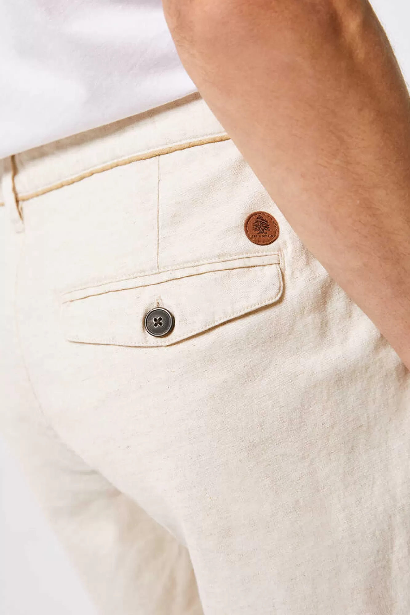* Bermudas Linho Com Debrum