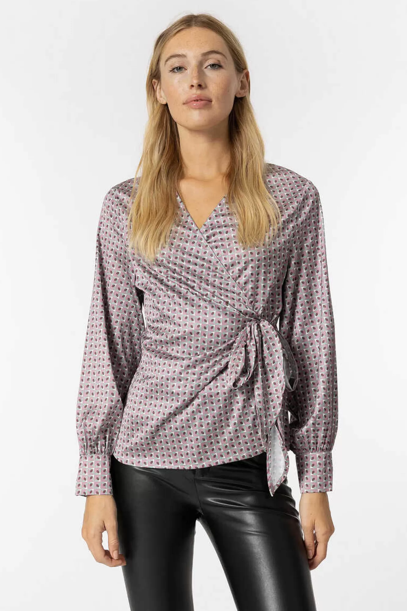 Tiffosi Blusa Acetinada Cruzada