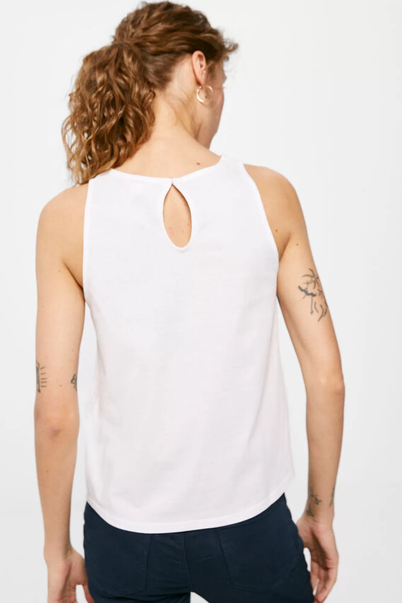 * Blusa Bordado Suico