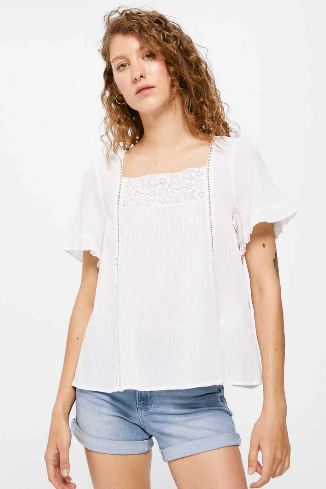 * Blusa Fluida Peca Crochet