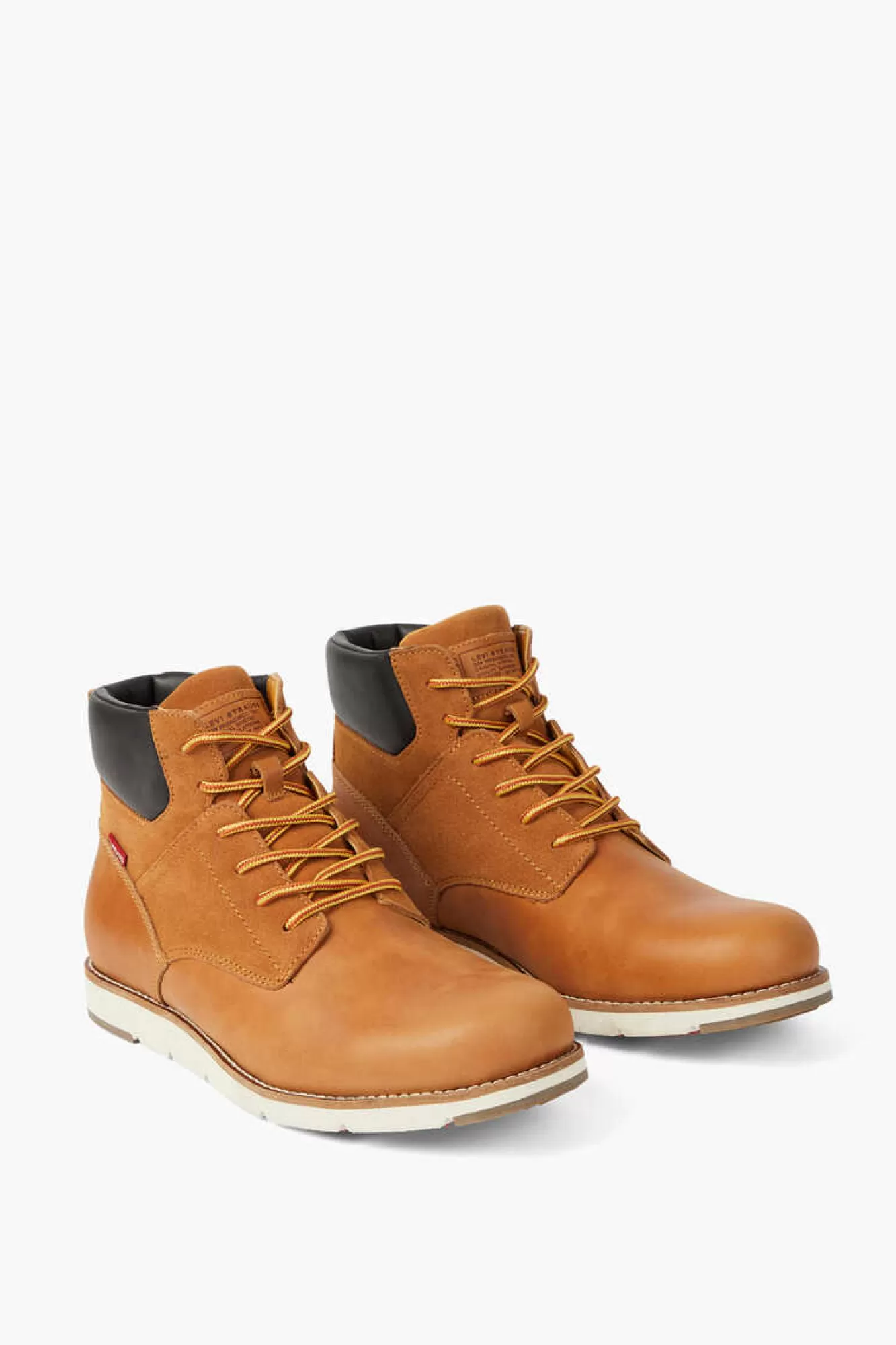 * Bota Jax Plus