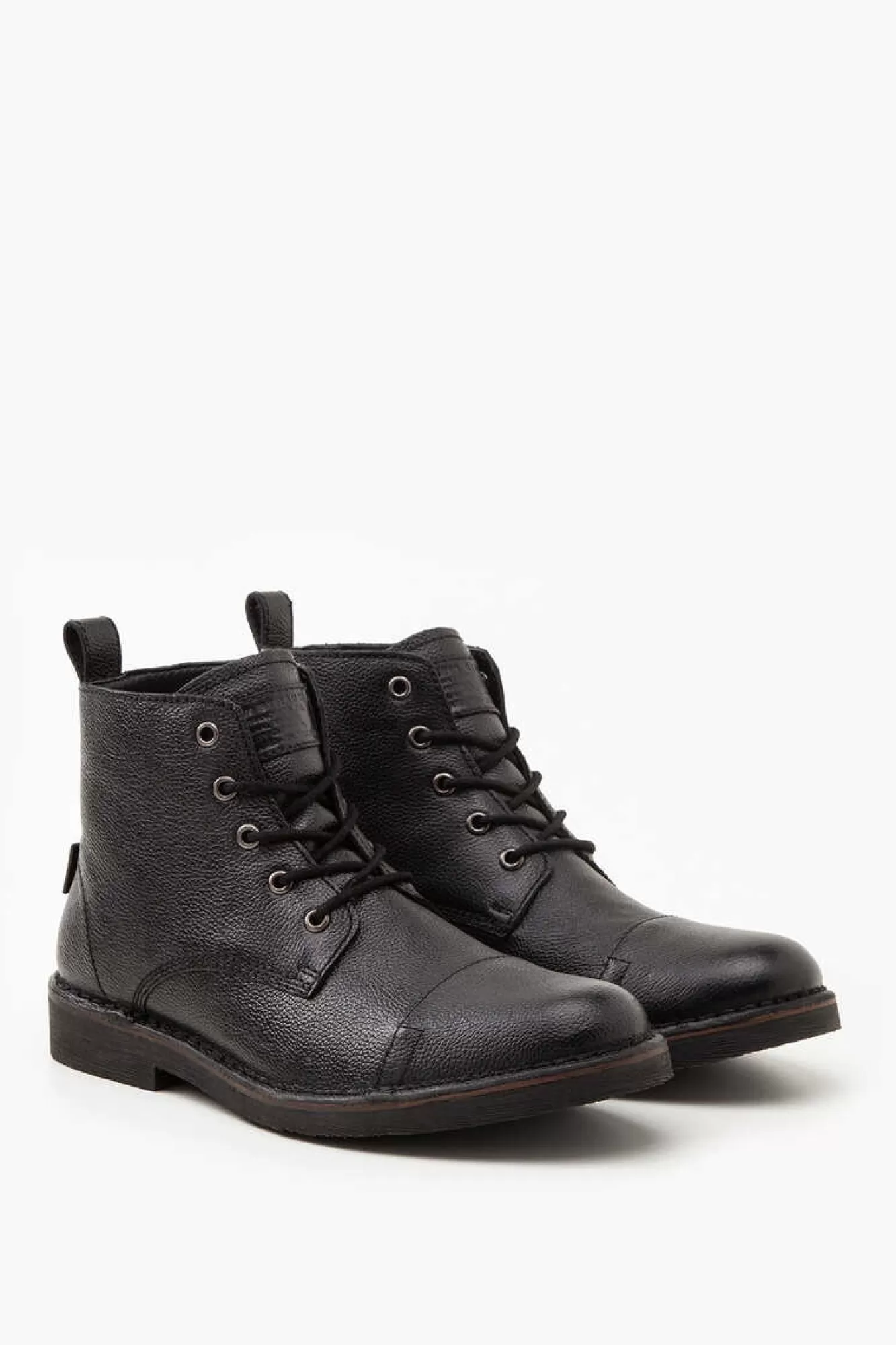 * Bota Track