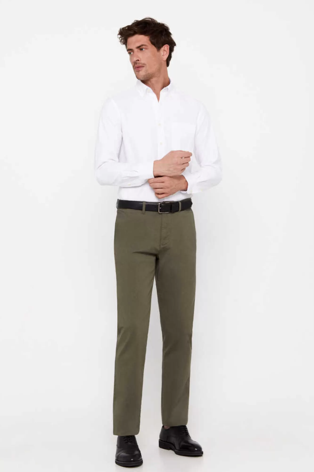 Cortefiel Calças Chino Leves Regular Fit