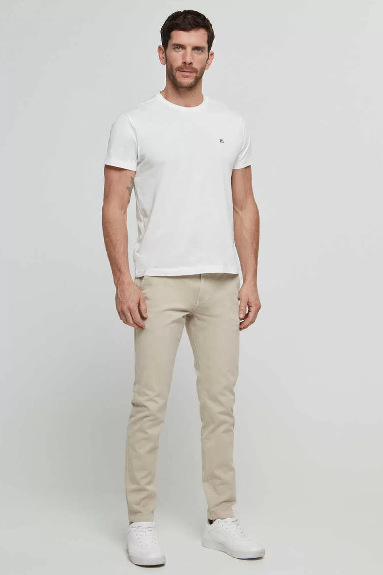 Pepe Jeans Calças Chino Slim .