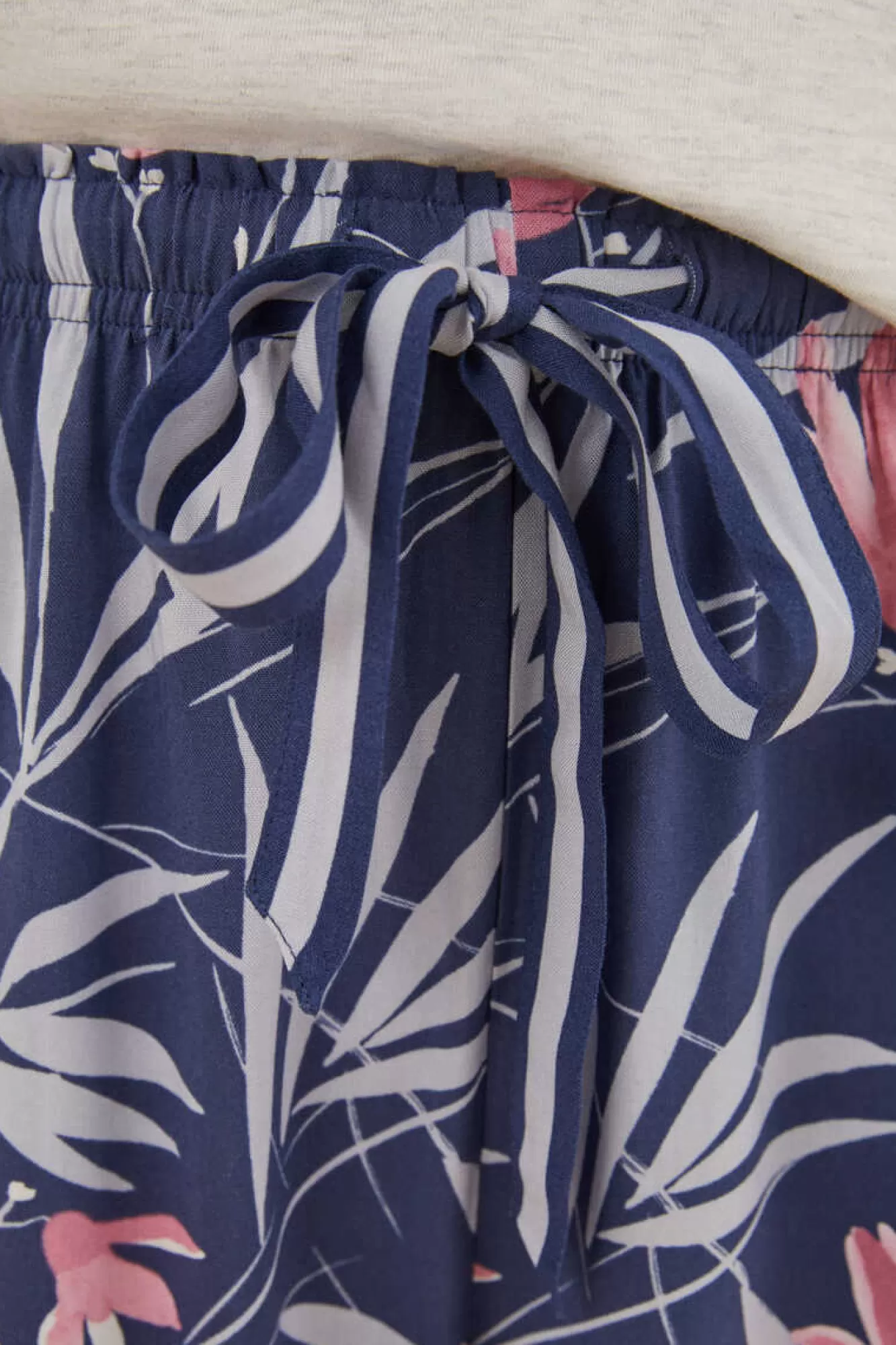 Women'secret Calças Com Estampado De Flores De Moniquilla Em