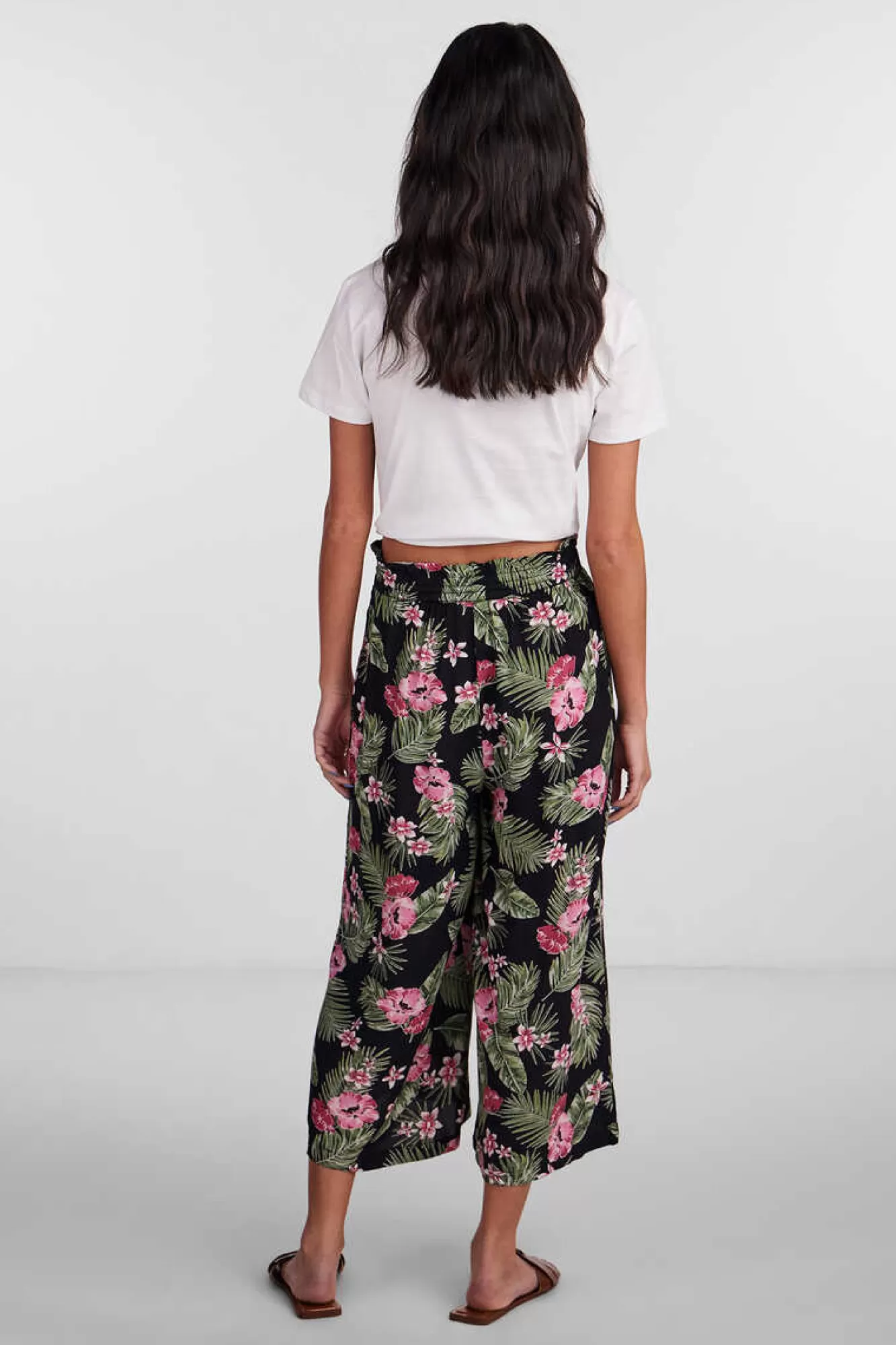 Pieces Calças Em Forma De Culottes.