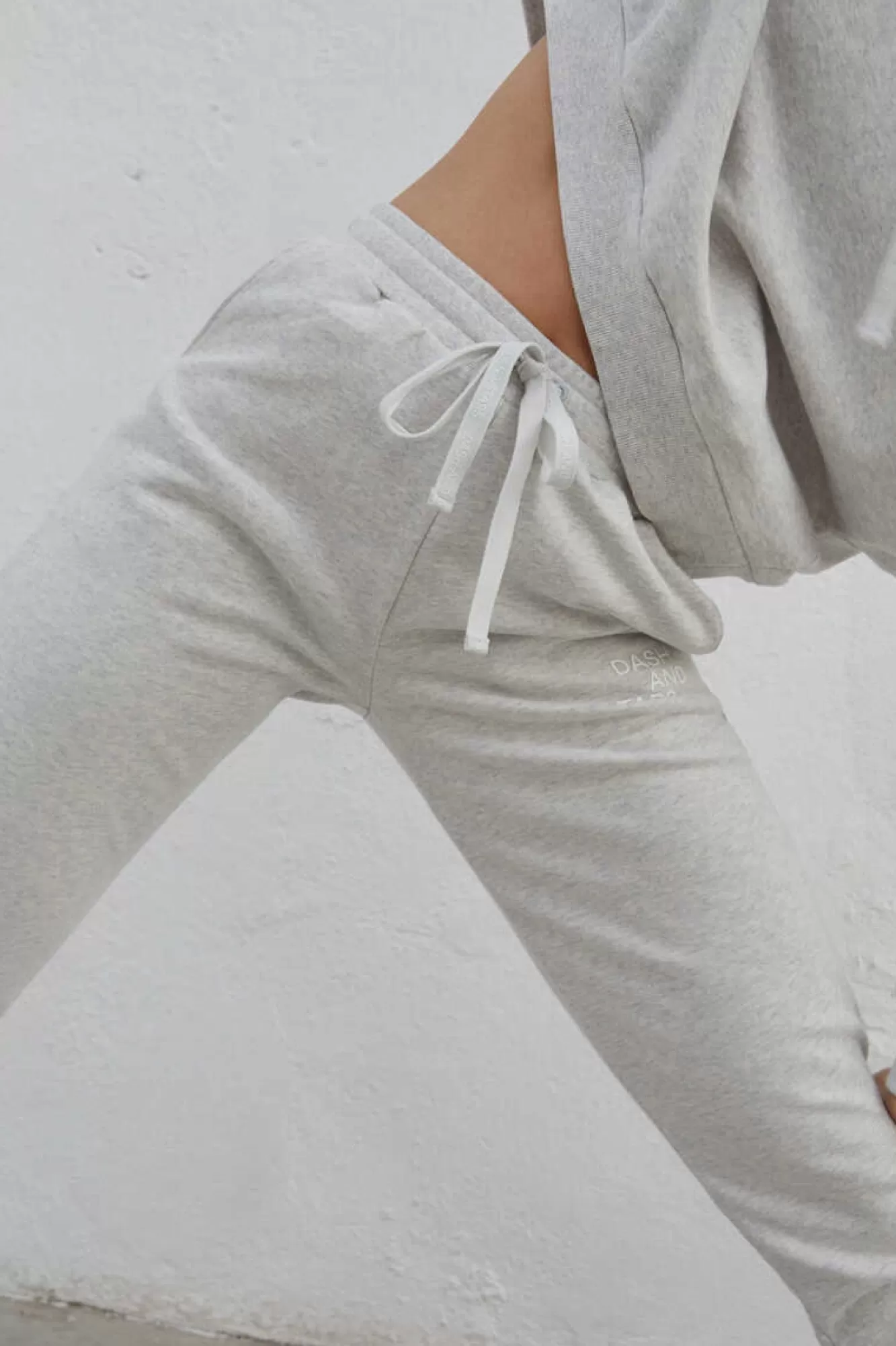Dash and Stars Calca Jogger 100% Algodao Gris