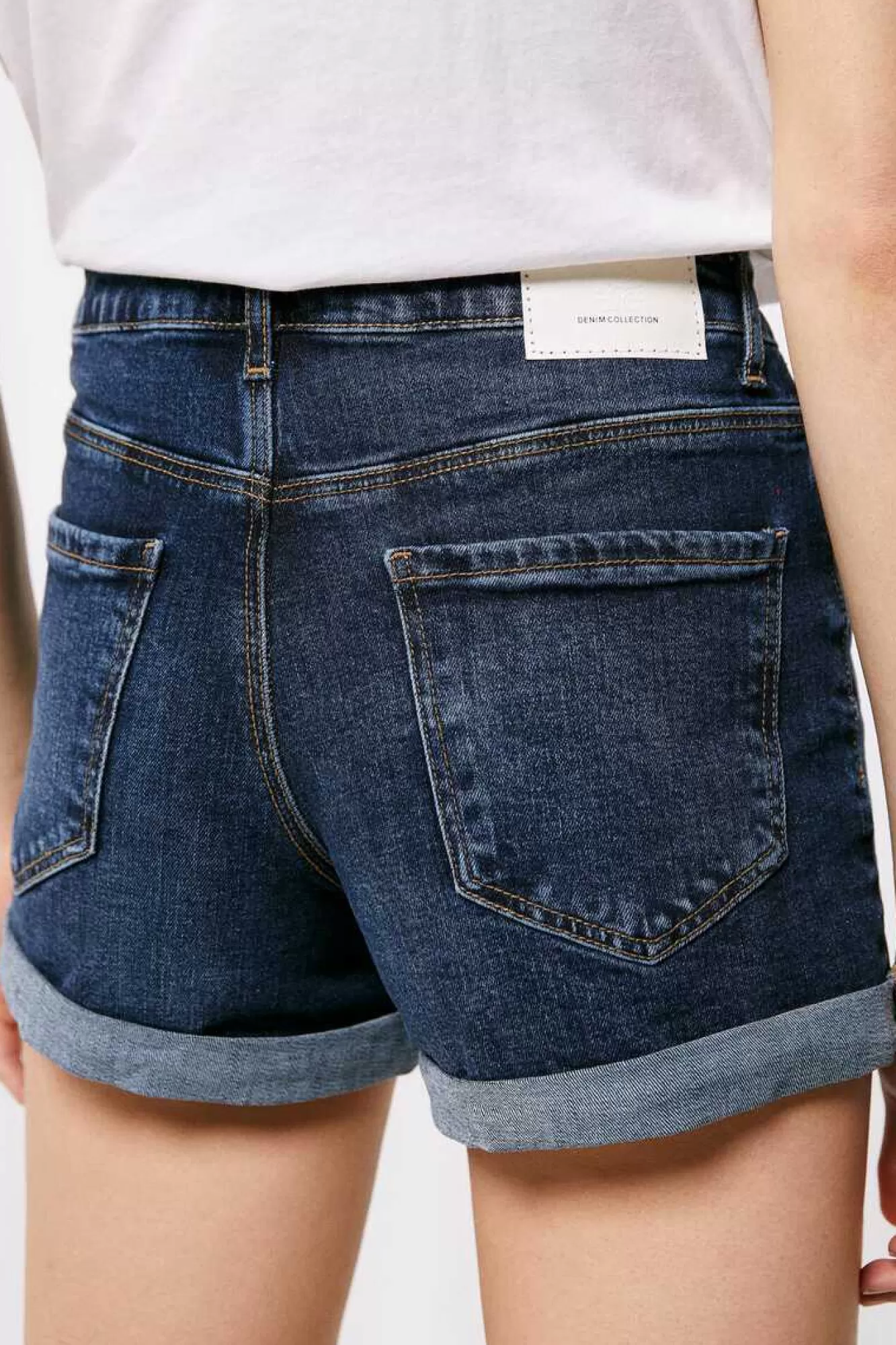 * Calcoes Denim Lavagem Sustentavel