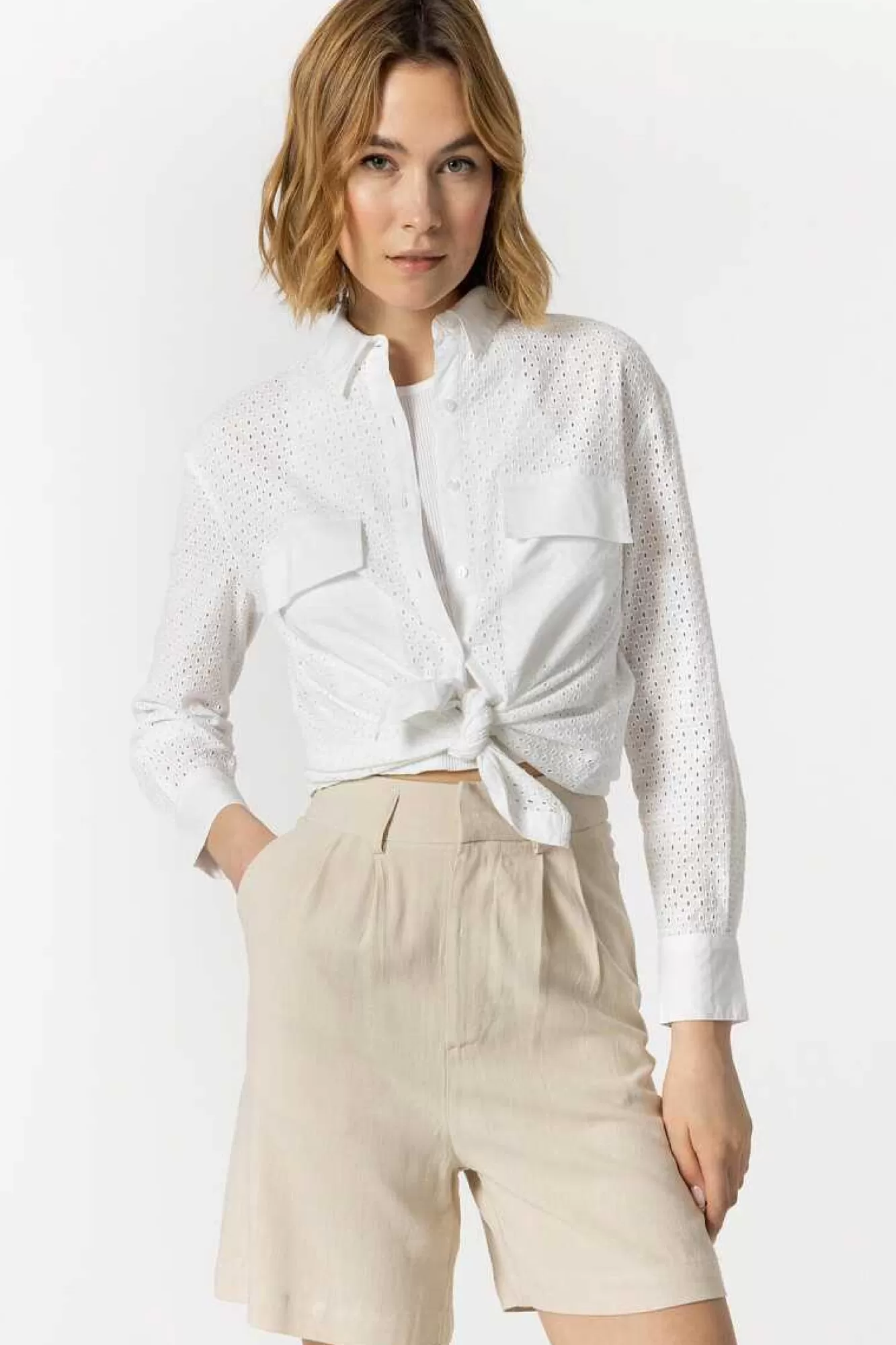 Tiffosi Camisa Bordado Ingles Com Bolsos A Frente