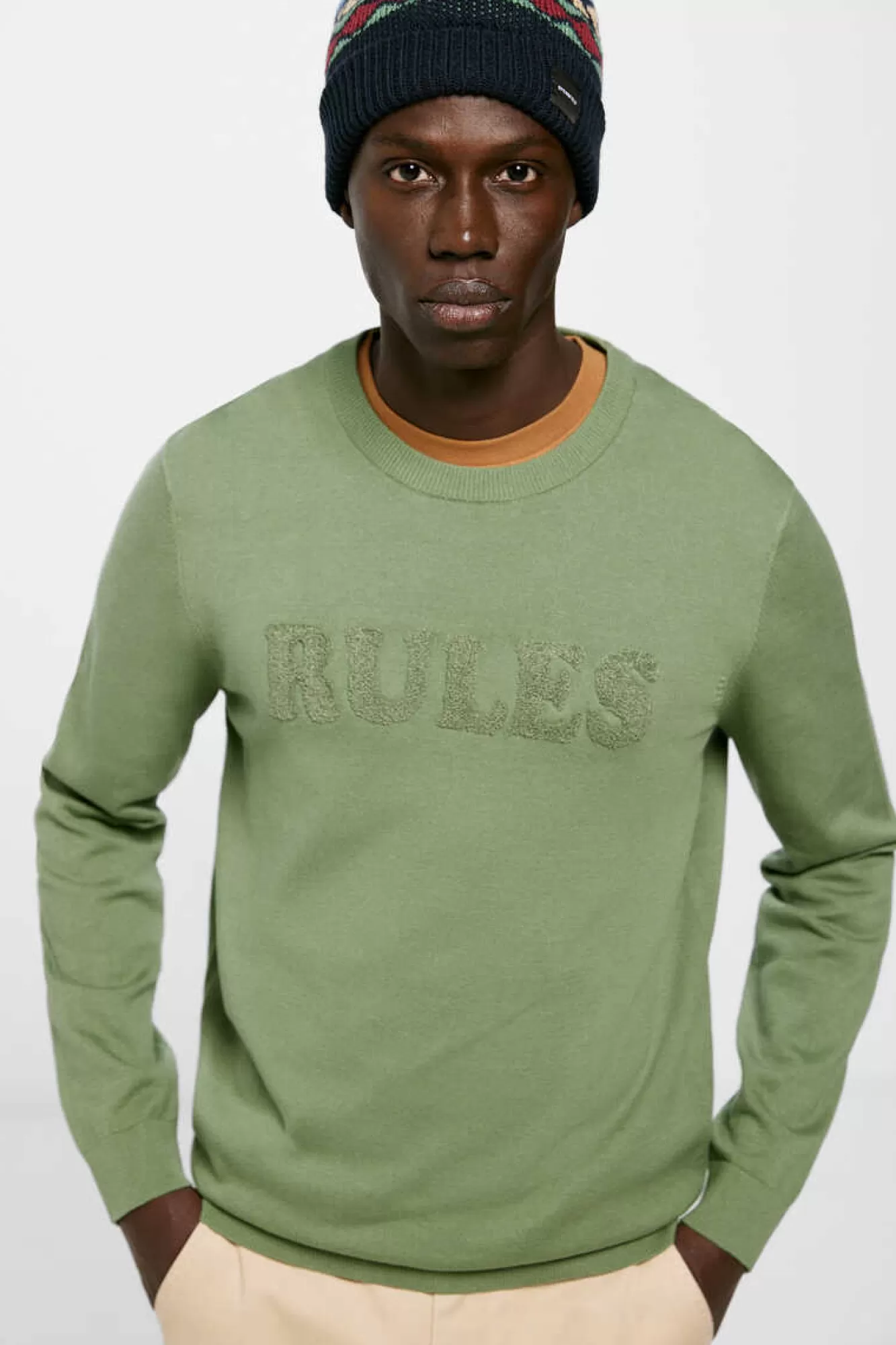 * Camisola Texto Bordado