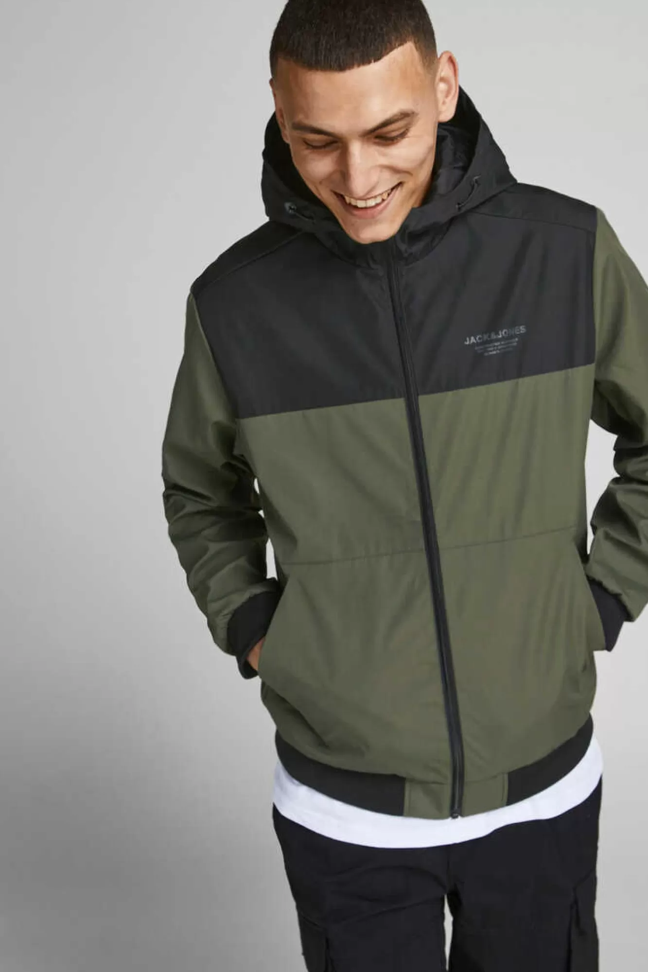 Jack & Jones Casaco Leve Corta-Vento