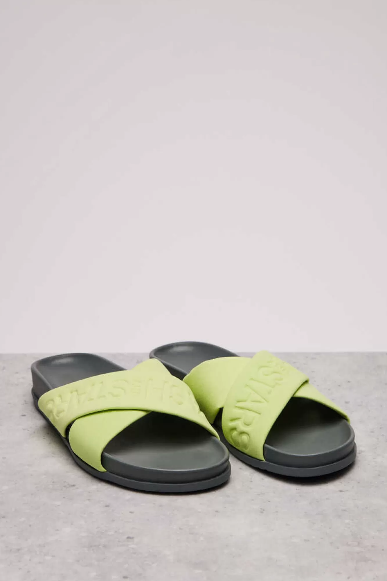 Dash and Stars Chinelas Tiras Cruzado Logo