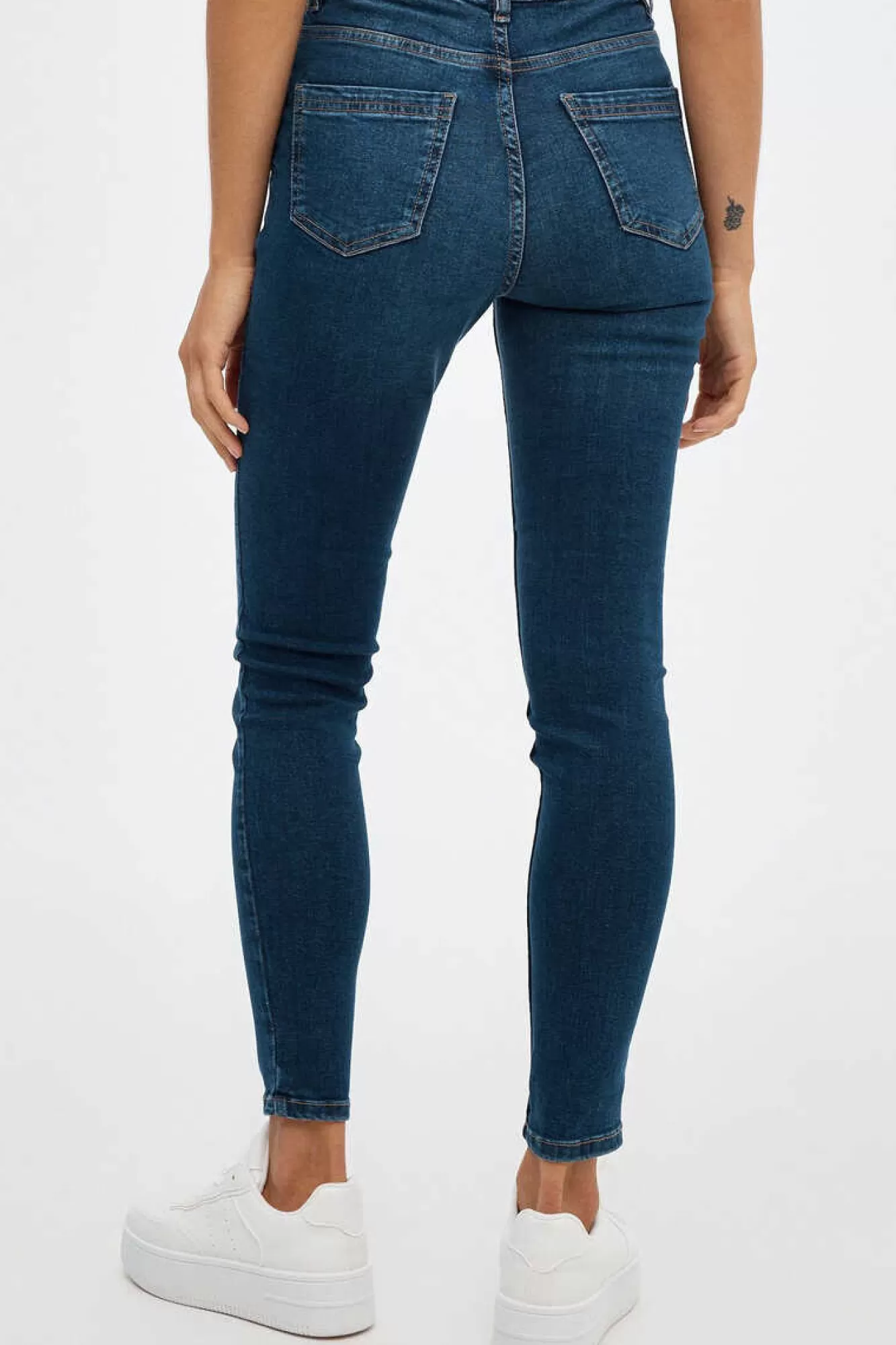 Inside Jeans Mom Slim