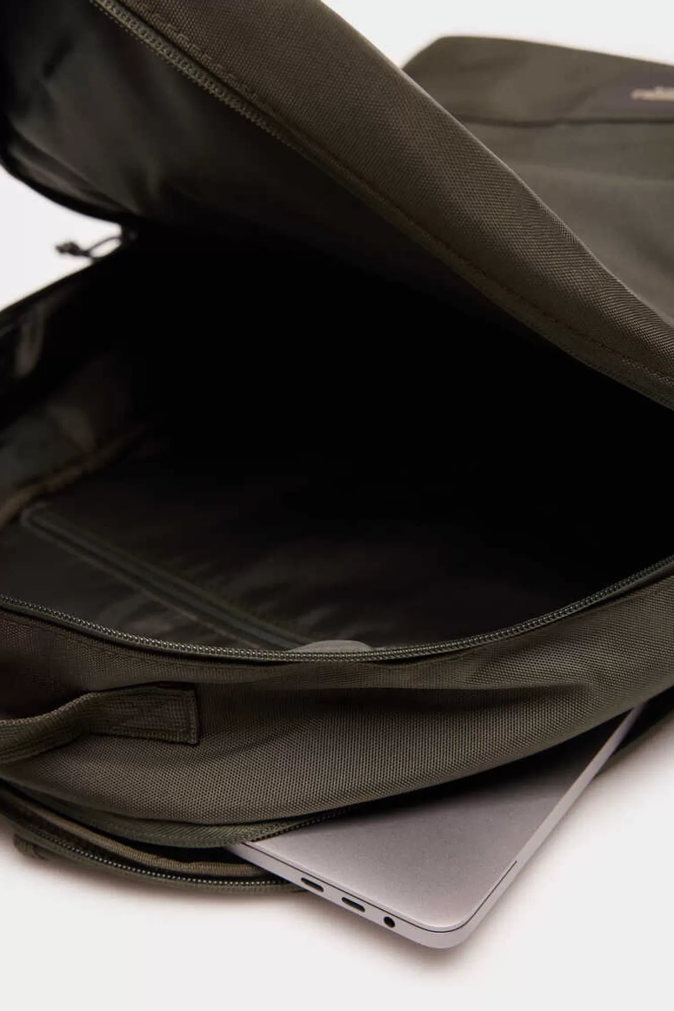 * Mochila Verde