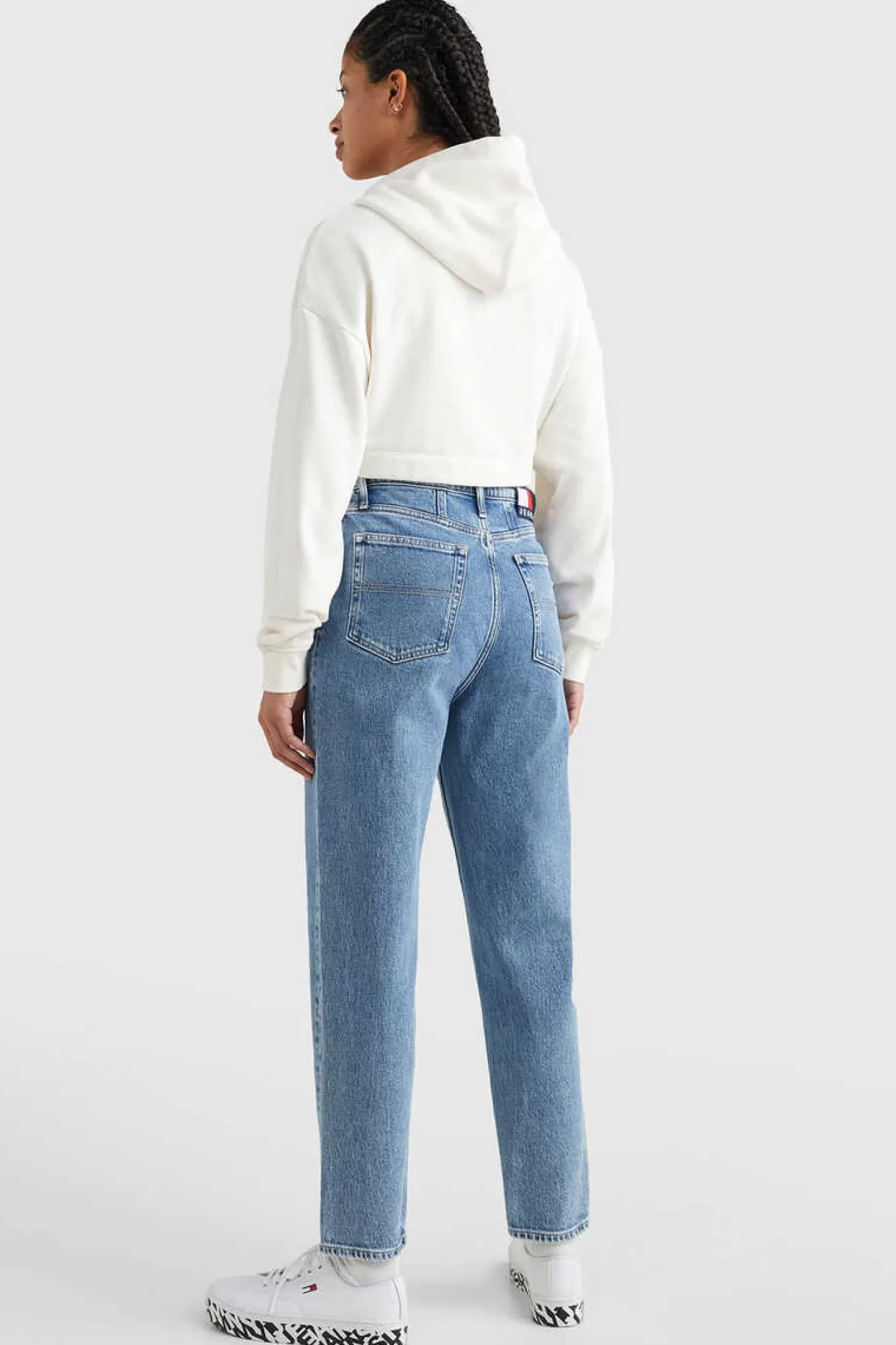 Tommy Jeans Mom Jean De Cintura Subida E Tapered Fit