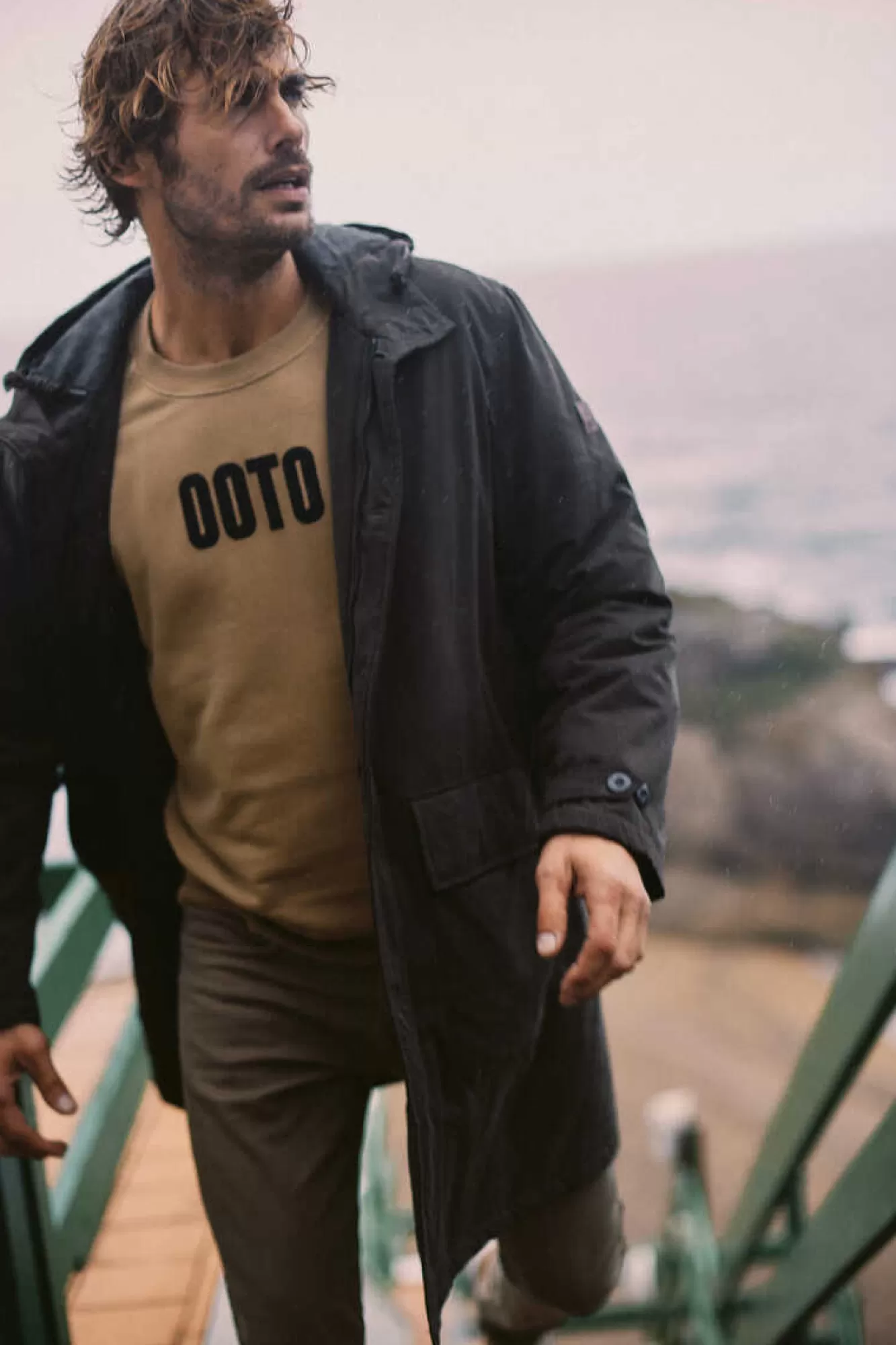 Ooto Parka Impermeavel Capuz