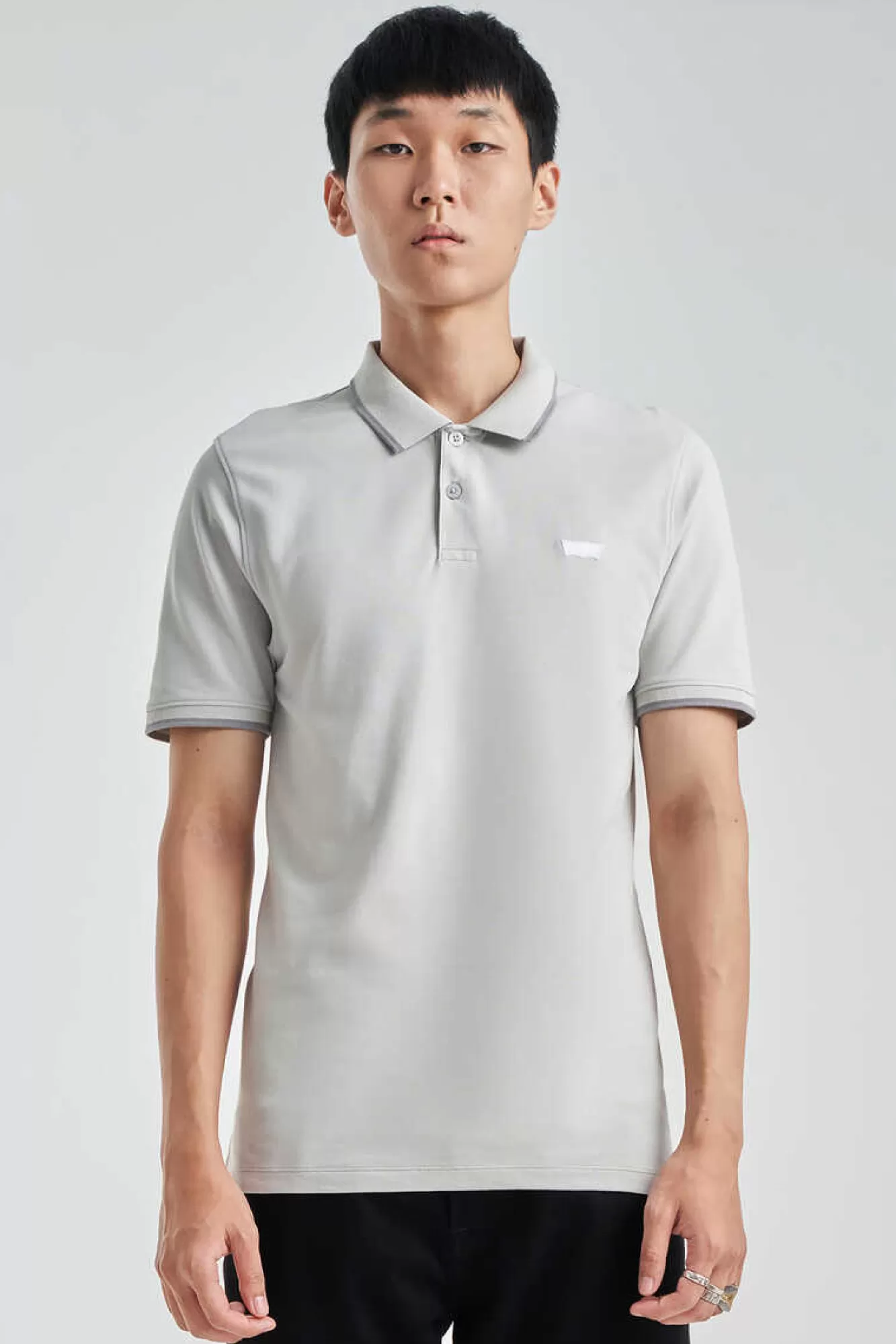 * Polo Levis®