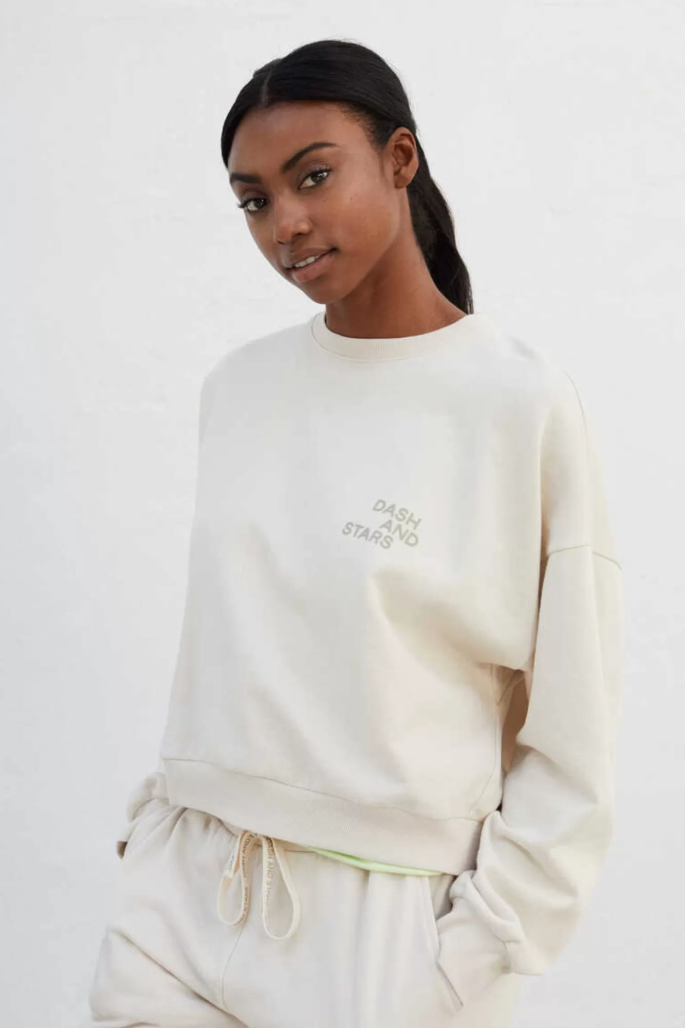 Dash and Stars Sweatshirt 100% Algodao Branco