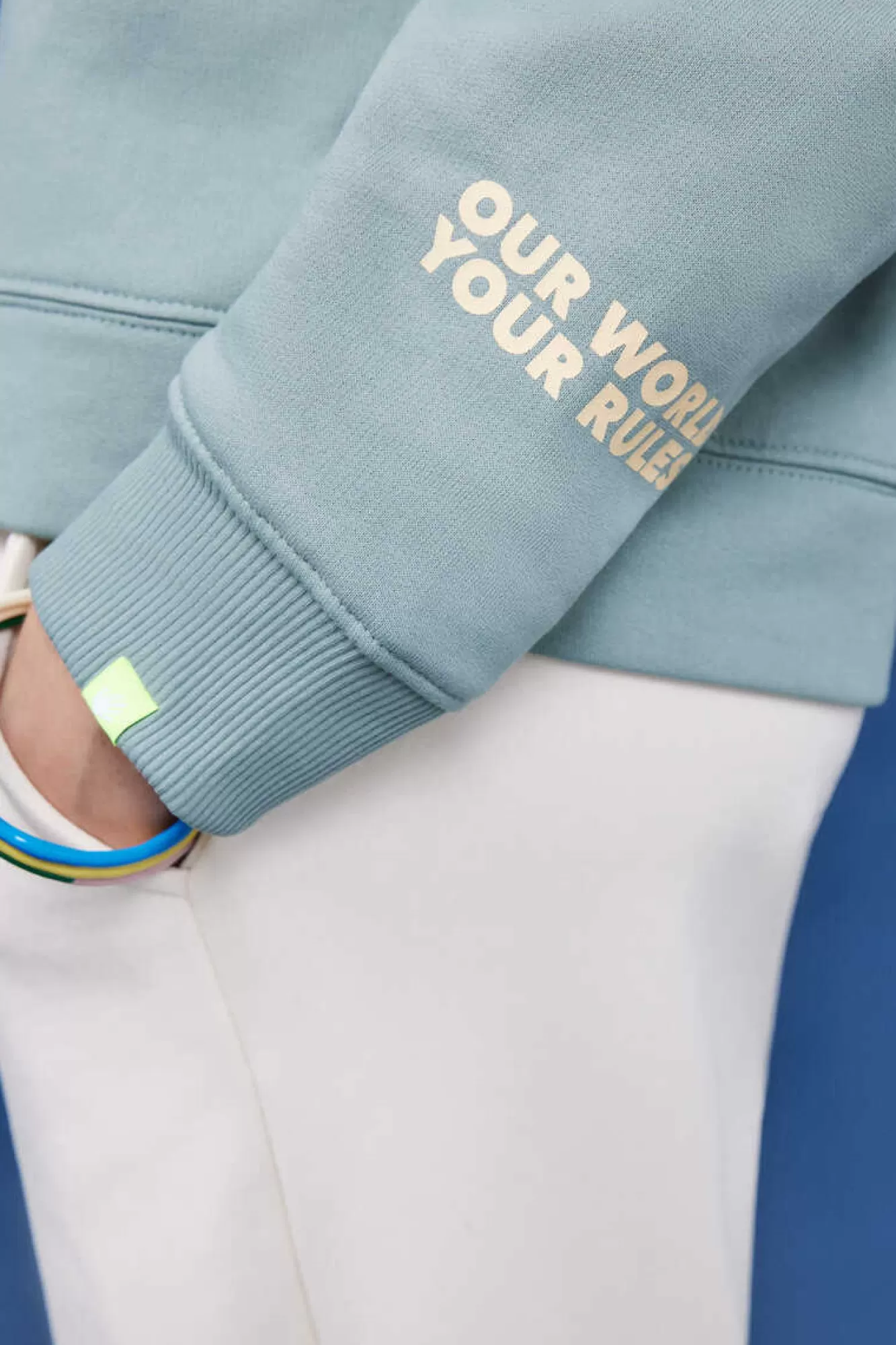 HI&BYE Sweatshirt Felpa Logo Manga
