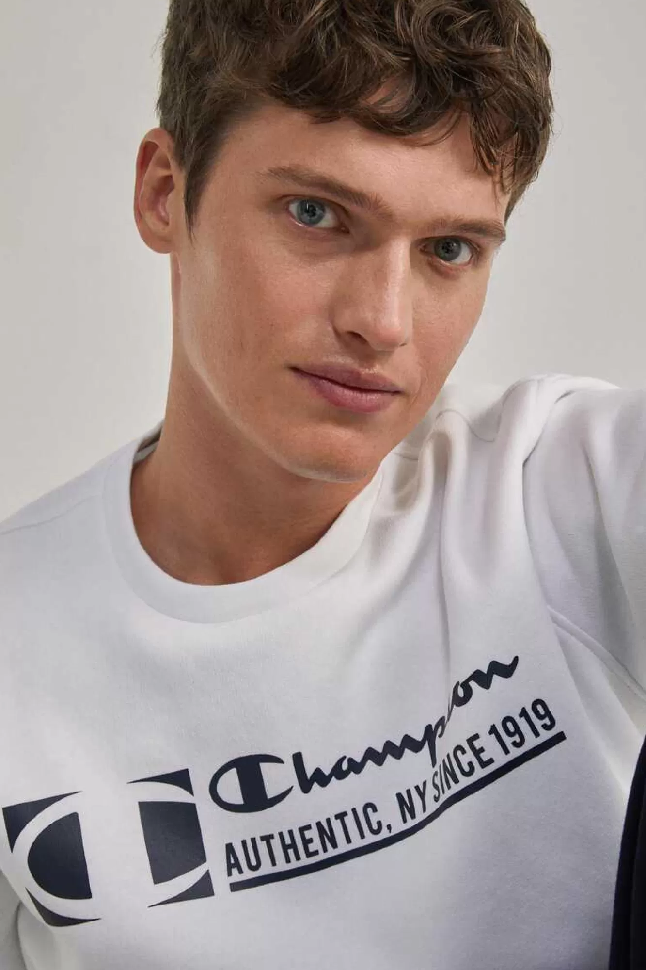 Champion Sweatshirt Homem - Legacy Collection