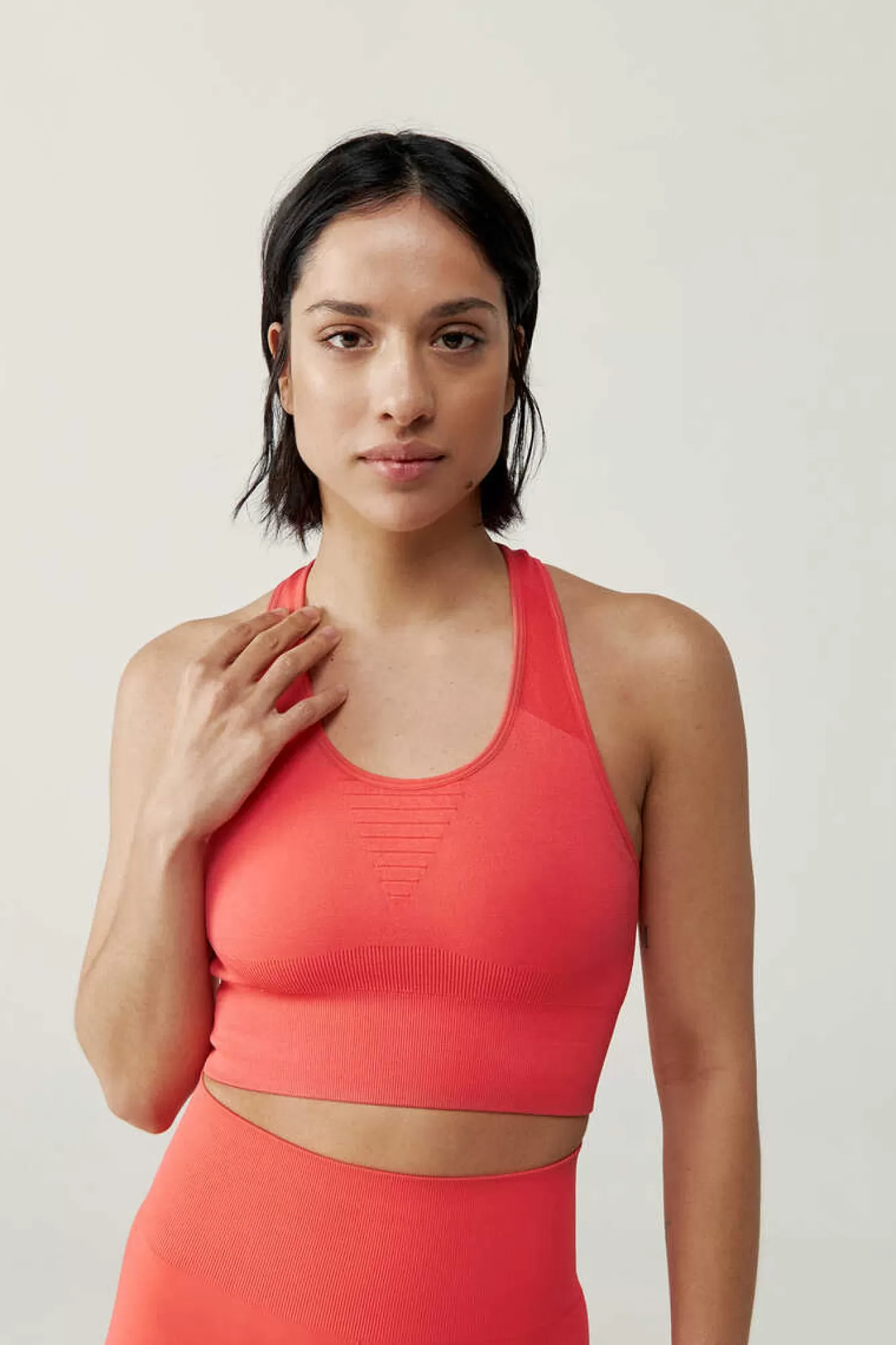 Born Living Yoga Top Aretha Pink Lips