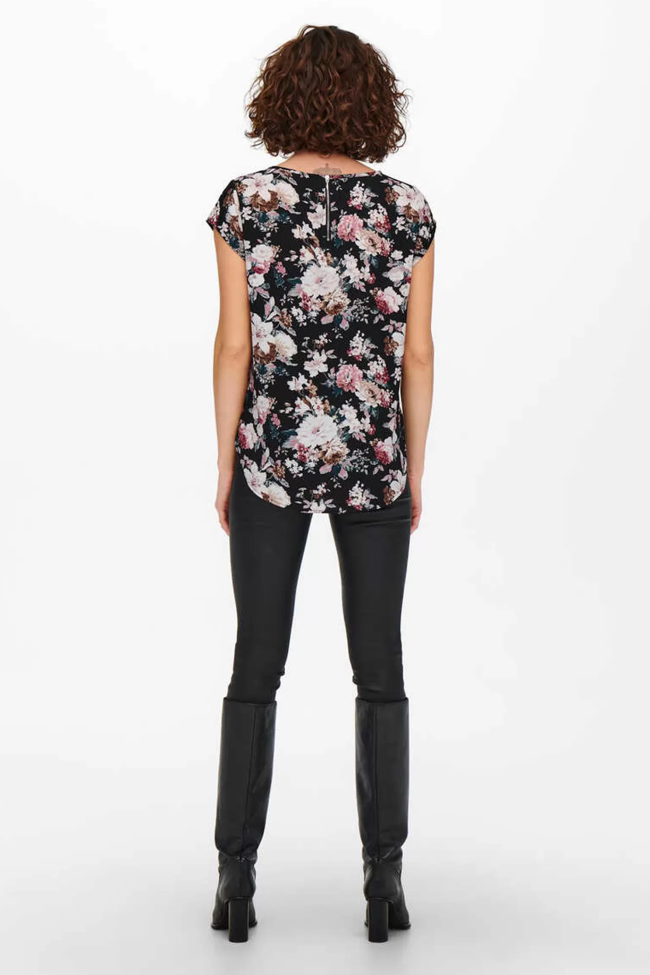 Only T-Shirt