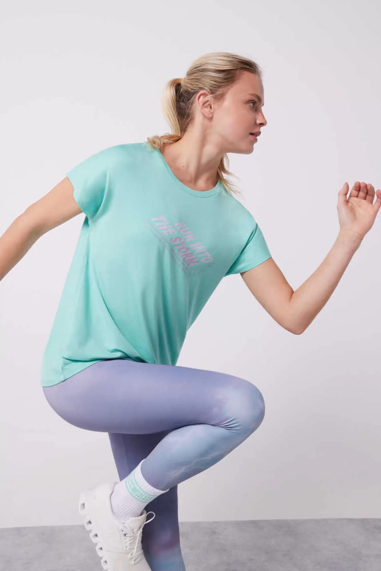 Dash and Stars T-Shirt Fluida Modal Turquesa