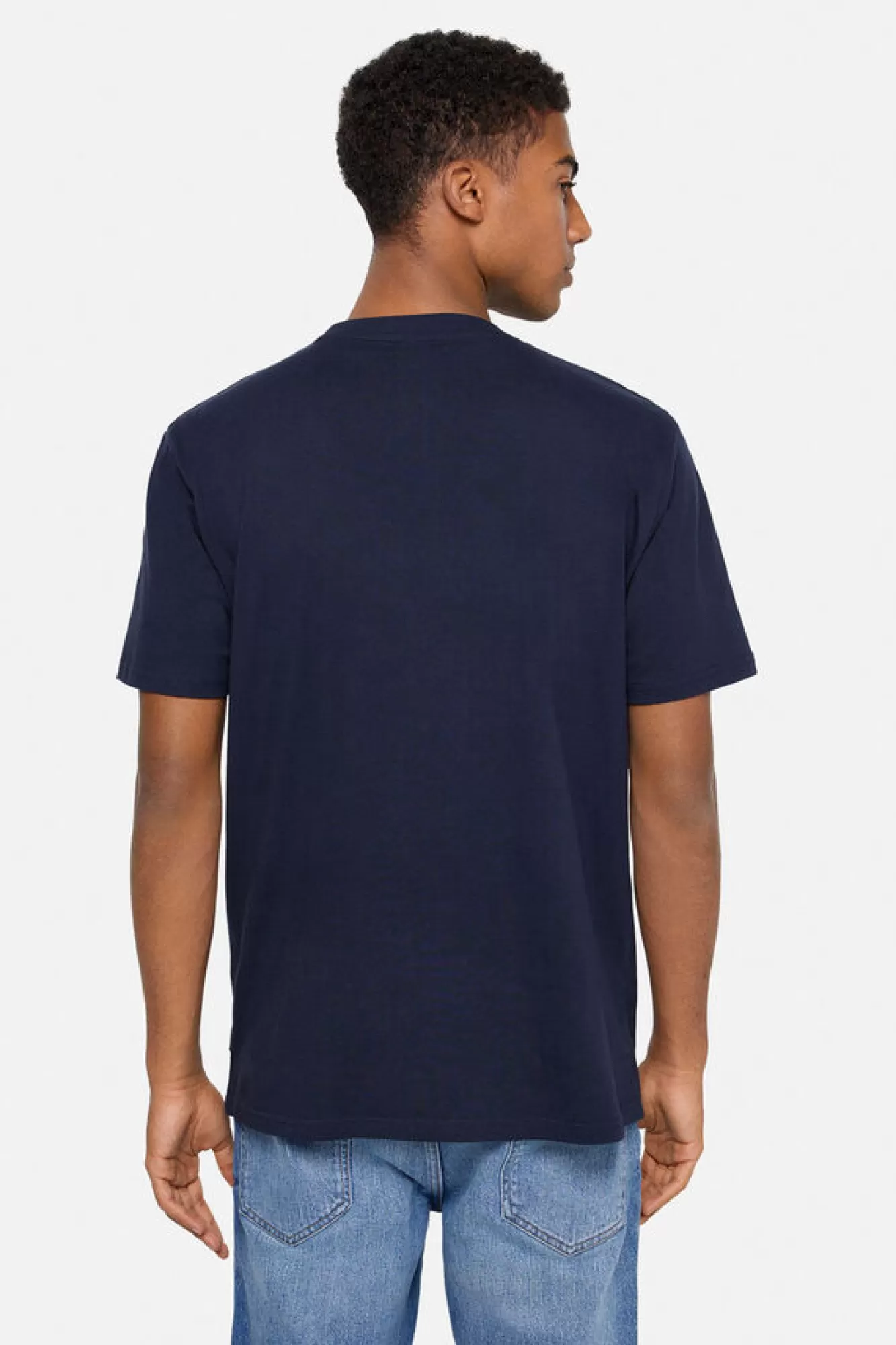 * T-Shirt Outside The Box