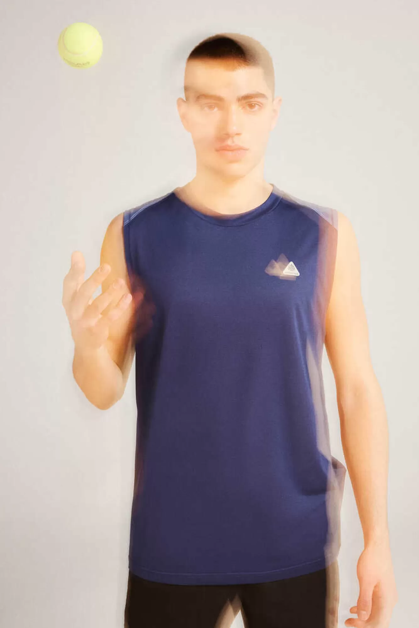 * T-Shirt Sem Mangas Outdoor