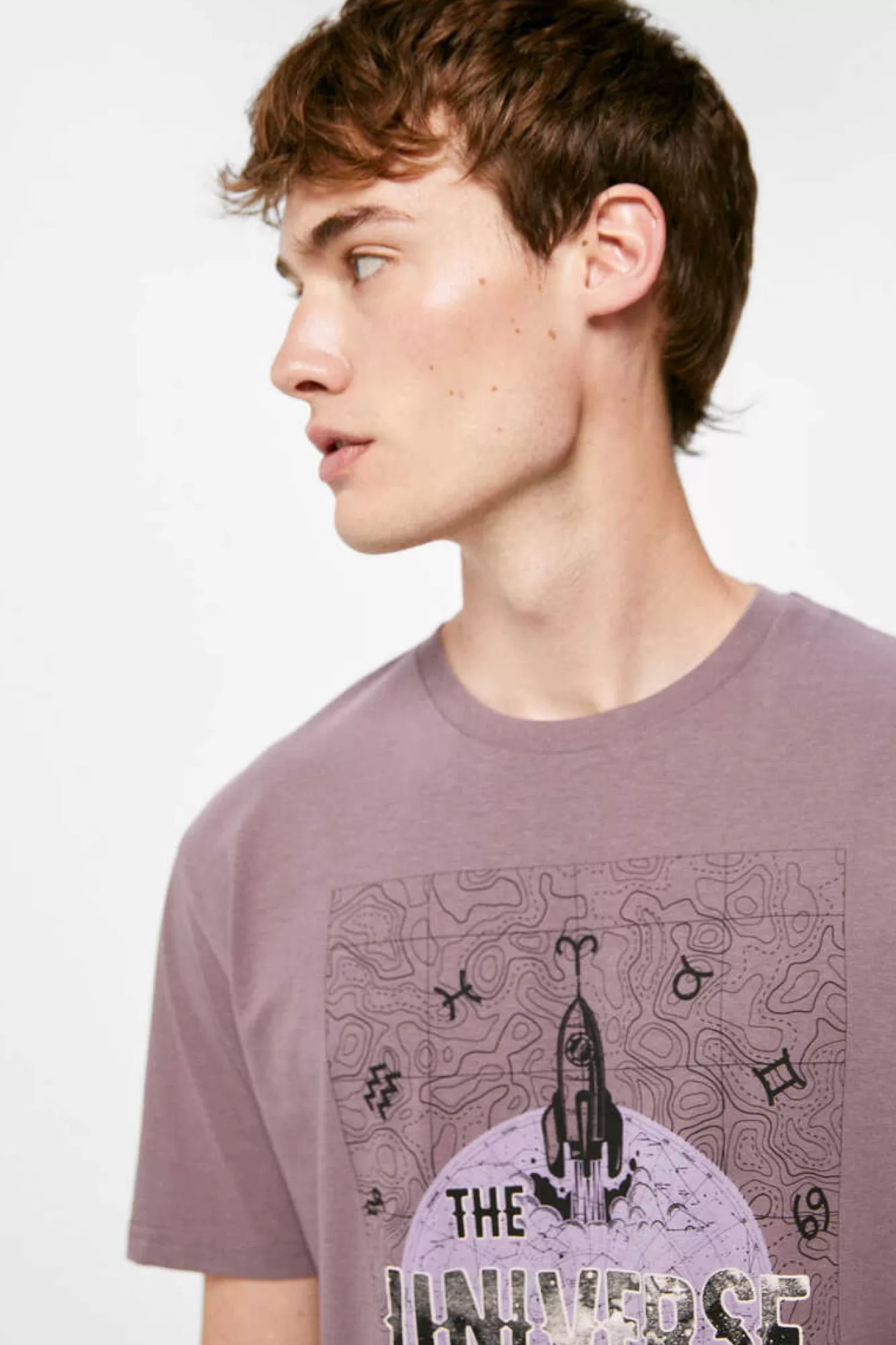 * T-Shirt Universe