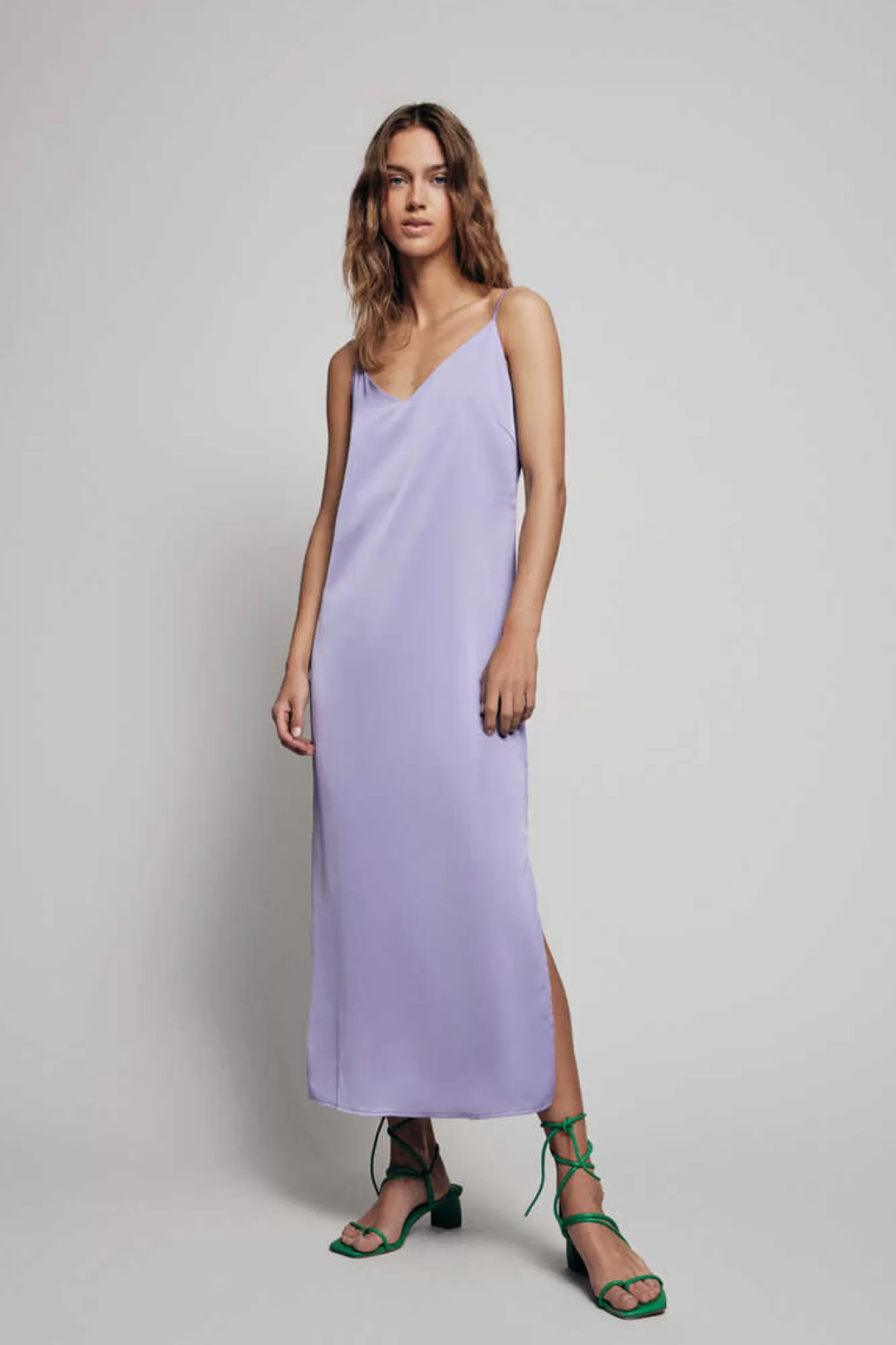 Vila Vestido Comprido De Alcas Acetinado