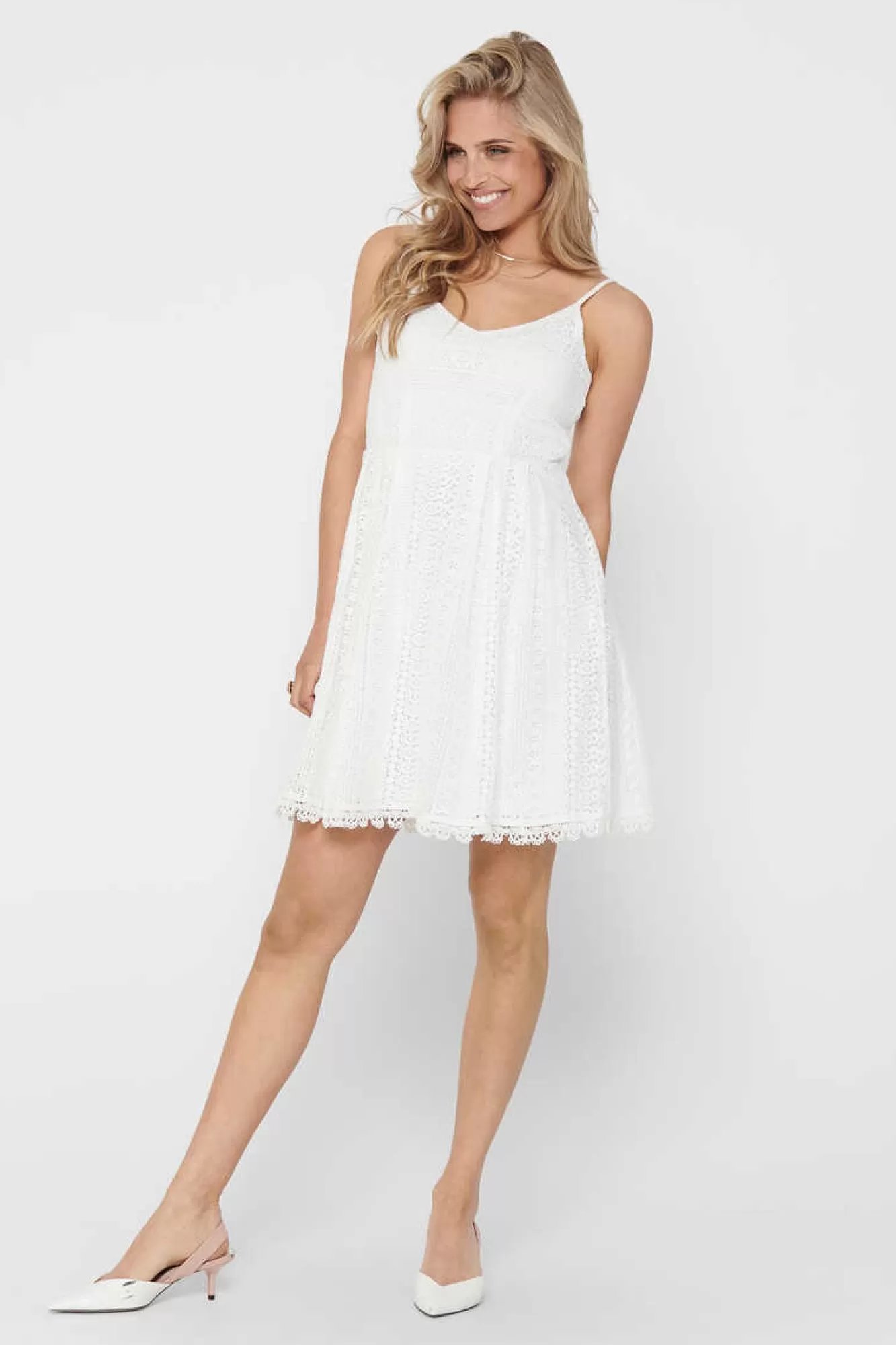 Only Vestido De Alcas Renda