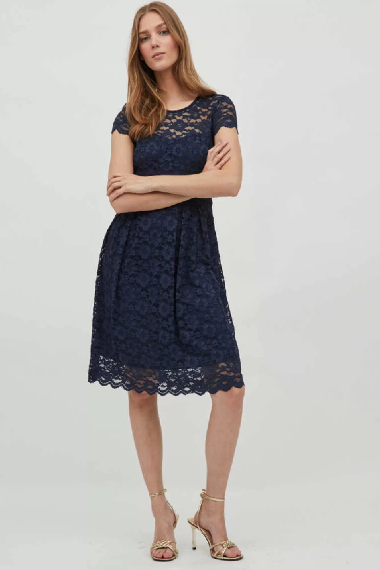 Vila Vestido De Renda Curto