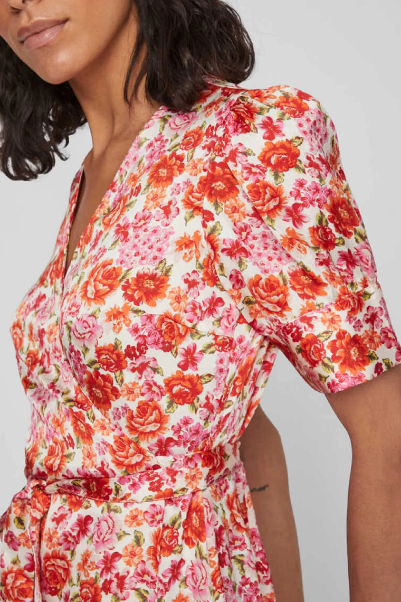 Vila Vestido Midi De Manga Curta